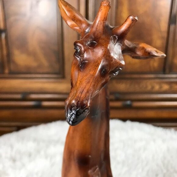 NWOT Mother Giraffe and Calf Premium Resin Wood Painted Statue - Picture 5 of 14